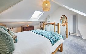 Host & Stay - Tenby Cottage